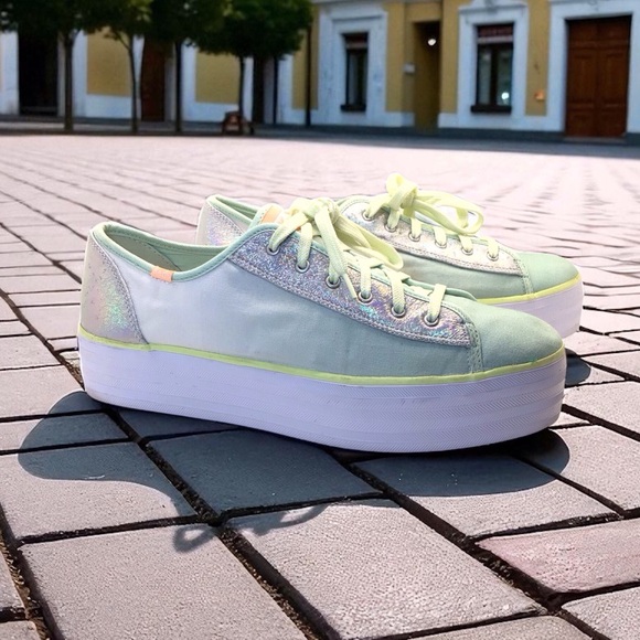Keds Triple Up White/Light Green Fade Canvas Platform Sneakers WF66009 Size 11 - Picture 1 of 12